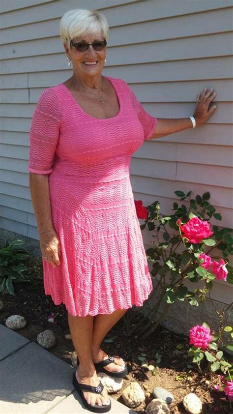 amateur granny facials